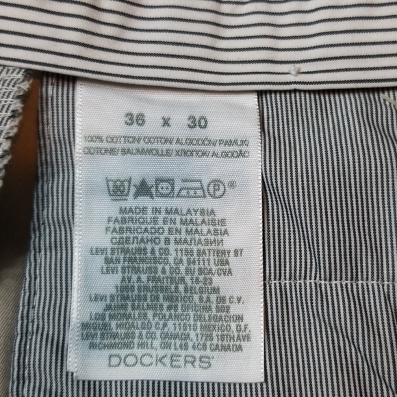 Dockers Premium never-iron 36x30 Men's Slacks - Picture 3 of 3